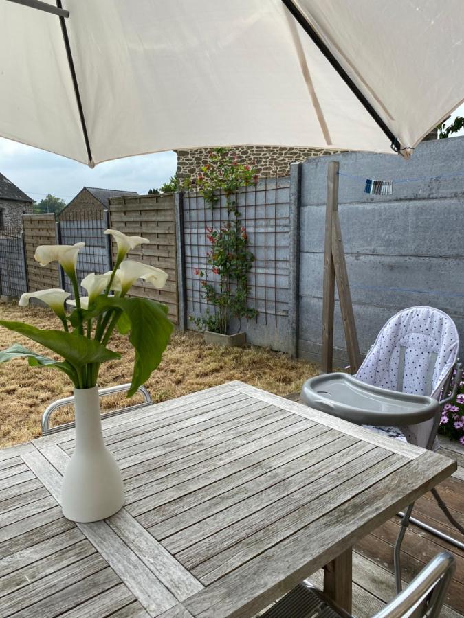 La Maison D'Aurelie Pleudihen-sur-Rance Bagian luar foto