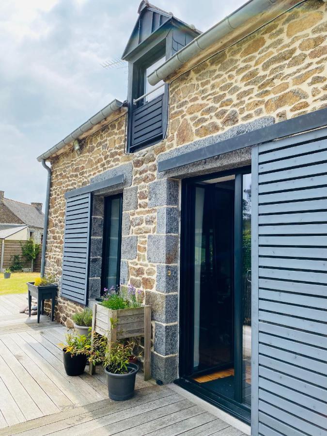 La Maison D'Aurelie Pleudihen-sur-Rance Bagian luar foto
